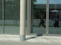 Fotoausflug Industriegebiet Liesing/Selbstportrait im Schaufenster 2 Fotoausflug Industriegebiet Liesing/Selbstportrait im Schaufenster 2