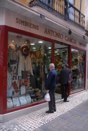 Antonio García, donde compraba mi sombrero de Panamá/Calle Alcaicería de la Losa/Geohack: Antonio García, donde compraba mi sombrero de Panamá/Calle Alcaicería de la Losa/Geohack: