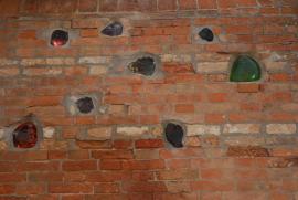 Murano (?) Glass stones in Brick Wall/TODO: geo position Murano (?) Glass stones in Brick Wall/TODO: geo position