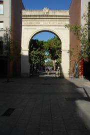 (Puerta de?)/La Maquinista Terrestre y Maritima/Carrer de la Maquinista (Puerta de?)/La Maquinista Terrestre y Maritima/Carrer de la Maquinista