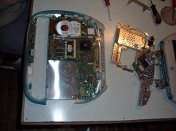 IBook blau Zerlegung/Disk upgrade 2005 IBook blau Zerlegung/Disk upgrade 2005