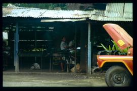 Nicaragua 1992/tortilleria al lado de la carretera/roadside tortilla vending business/Tortilleria am Strassenrand Nicaragua 1992/tortilleria al lado de la carretera/roadside tortilla vending business/Tortilleria am Strassenrand